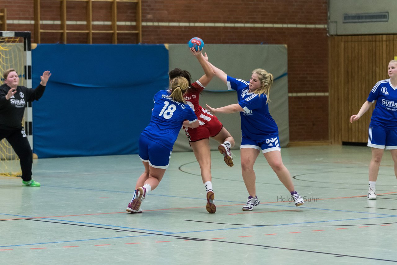 Bild 159 - Frauen Barmstedter TS - Buedelsdorfer TSV : Ergebnis: 26:12